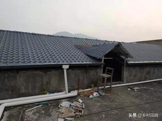 農(nóng)村自建房坡屋頂，用琉璃瓦還是樹脂瓦？看看內(nèi)行人的經(jīng)驗(yàn)分享