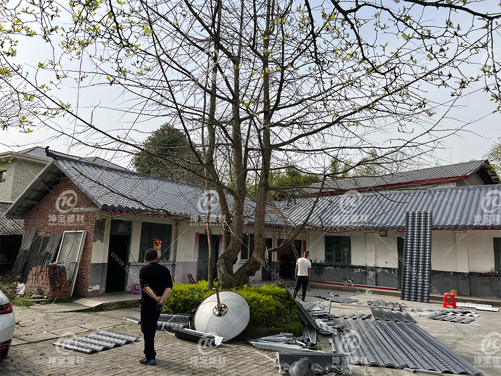 100-200平方房子鋪多少合成樹脂瓦？總費用多少錢？